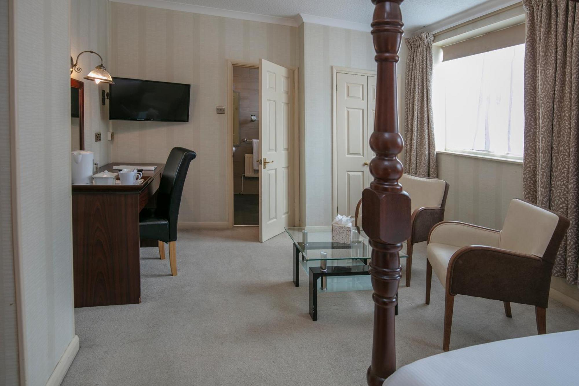 Weston Hall Hotel Sure Hotel Collection By Best Western Bulkington Dış mekan fotoğraf